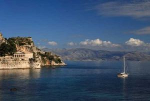 yacht-charter-corfu-town